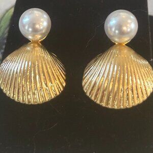 Kate Spade Shell pearl drop earrings